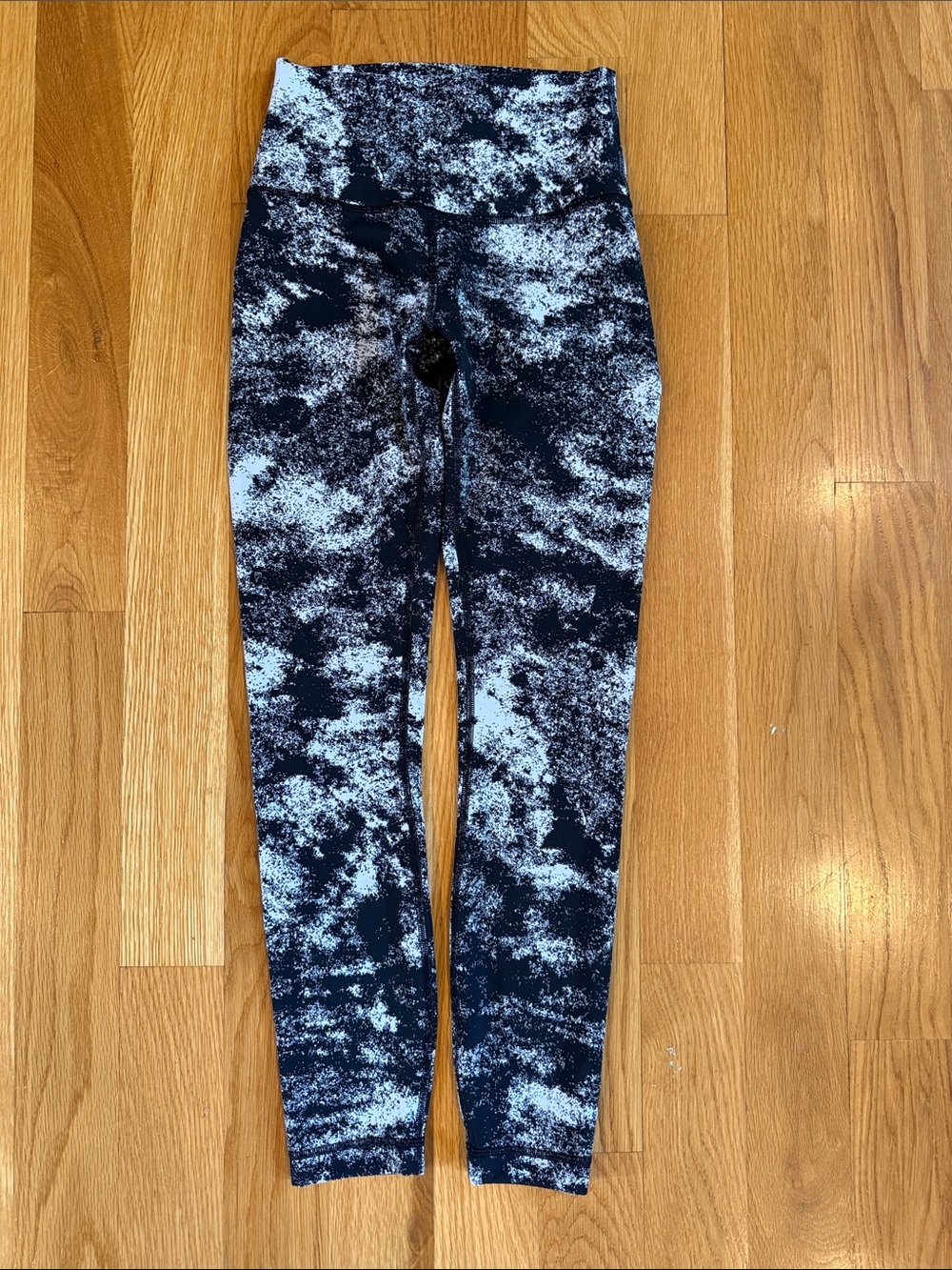 Lululemon Black & White Cloud Print High-Waist Leggings